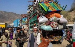 阿富汗与巴基斯坦冲突升级，战场子弹如激光般穿梭