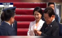 美国官员墨镜握手李在明，引发关注