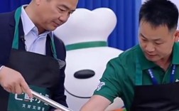 刘强东直播秀厨艺调侃马云，引发网友热议