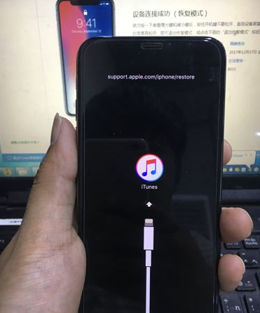 为什么在尝试给iPhone 6刷机时会遇到错误代码56？-图1