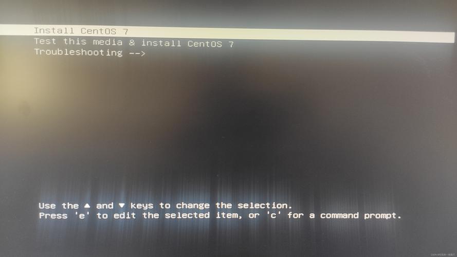 CentOS 7安装卡住故障排查与解决方法-图3