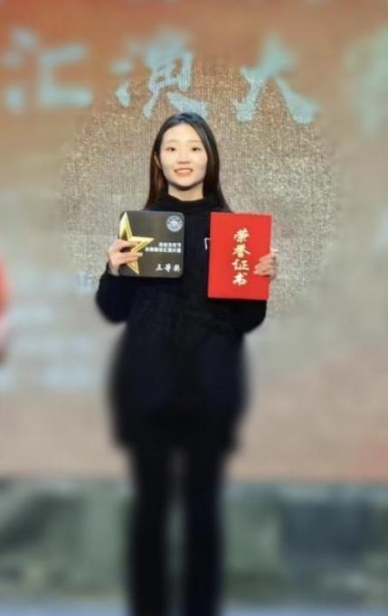 抗癌网红雯仔离世,985高校才女勇战病魔两年终告别人世-图1 抗癌网红雯仔离世,985高校才女勇战病魔两年终告别人世-图1
