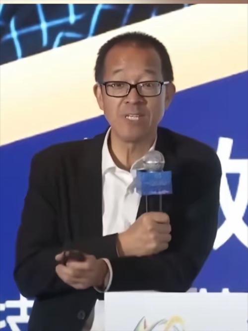 新东方净利暴跌73.7%，俞敏洪面临挑战如何破局？-图3