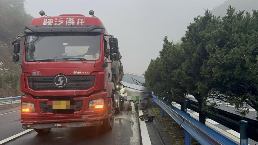 国产卡车与SUV碰撞安全性对比解析-图1
