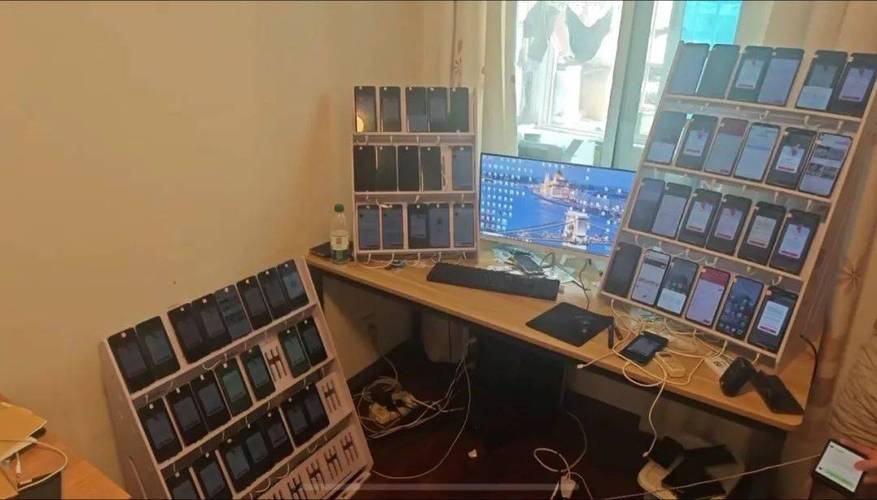 时代少年团演唱会代抢团伙被捕事件揭秘-图2