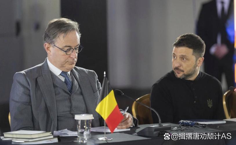 特朗普呼吁和平解决俄乌冲突，白宫最新表态-图1