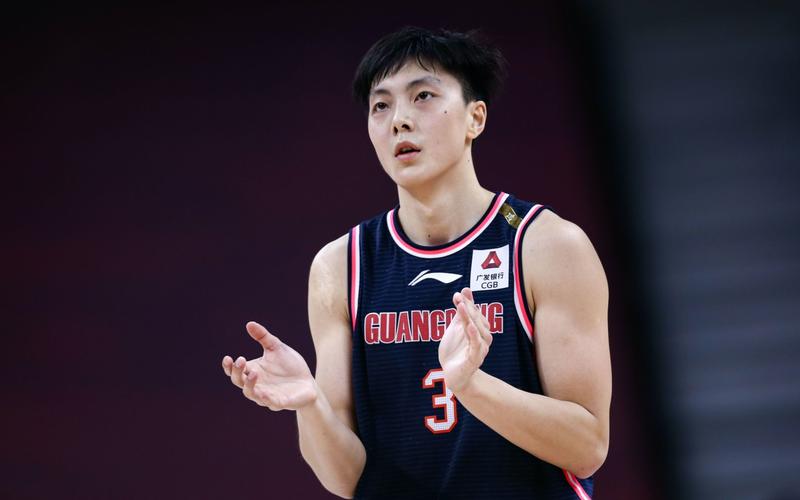胡明轩26分空砍，错失绝杀遗憾离场-图1