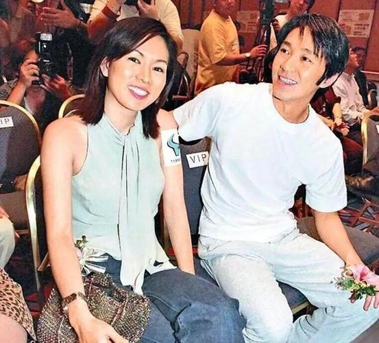 王晶揭秘周星驰感情史，与罗慧娟错过至今未婚-图1