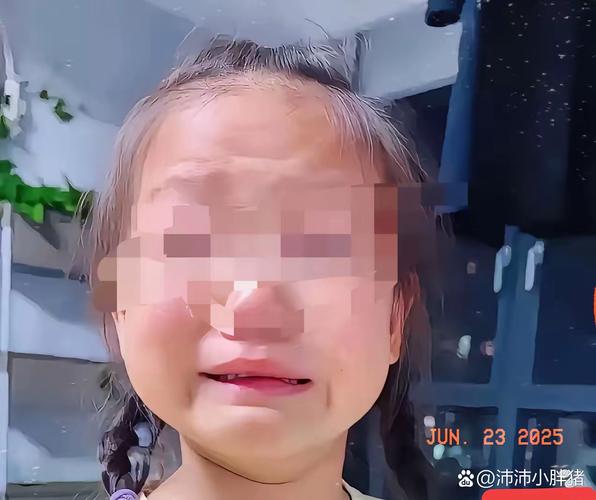 12岁女孩半年消费9万引发家长焦虑,警方介入调查-图3 12岁女孩半年消费9万引发家长焦虑,警方介入调查-图3