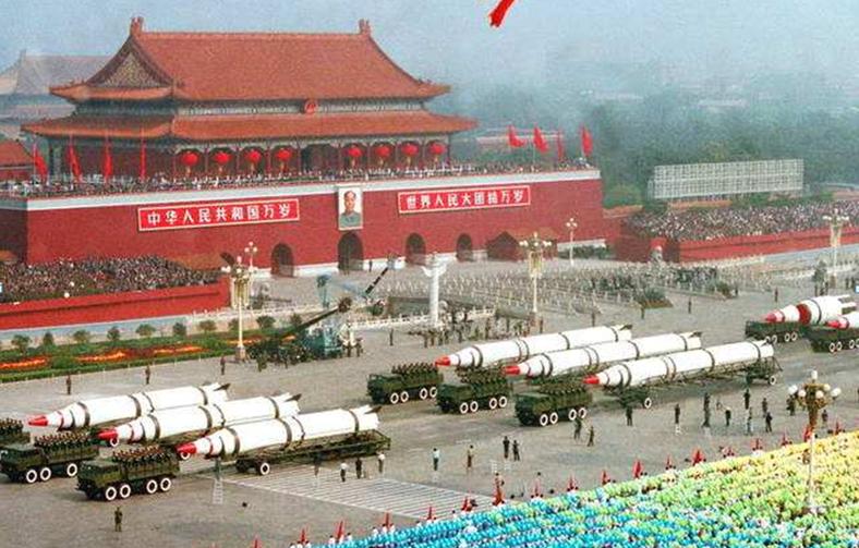 记忆中的阅兵荣光，那些年我亲历的壮观现场-图3