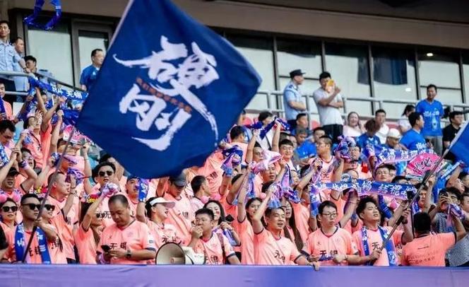 无锡队客场完胜盐城，2-0锁定胜利-图2