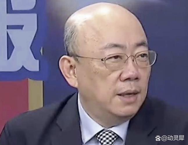 苑举正泪洒现场,中国强盛,告慰父亲在天之灵-图2 苑举正泪洒现场,中国强盛,告慰父亲在天之灵-图2
