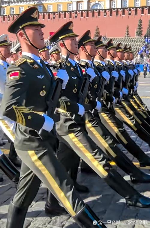 阅兵方队中的三兵揭秘-图1 阅兵方队中的三兵揭秘-图1