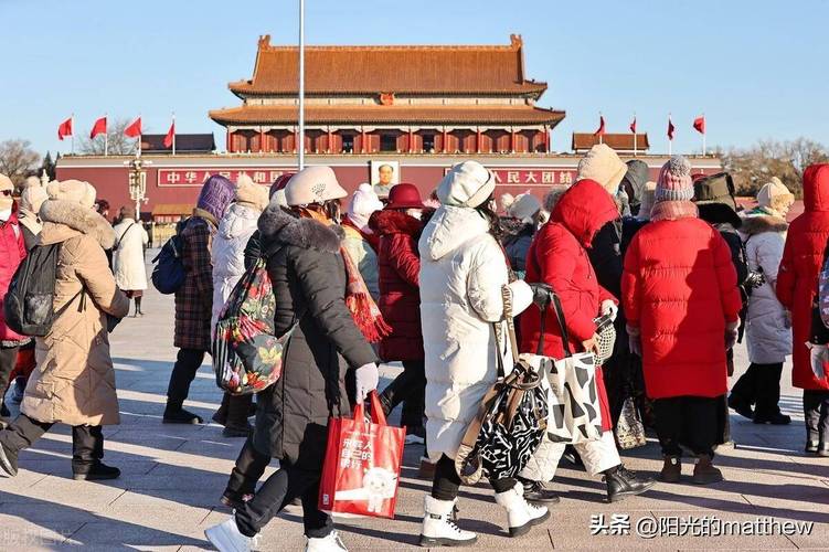 天安门前的荣光，他们同返航路途上的英勇-图2