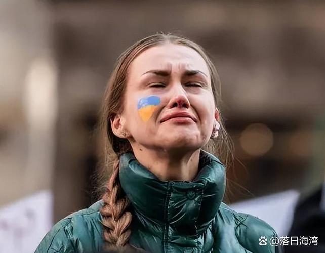 美国轻轨悲剧，乌克兰难民不幸遇刺身亡-图1
