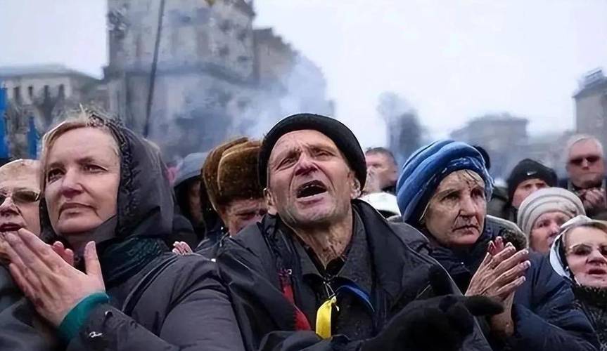 美国轻轨悲剧，乌克兰难民不幸遇刺身亡-图3