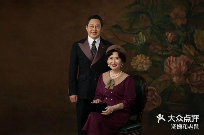 谢娜一家庆祝金婚，温馨全家福曝光-图3