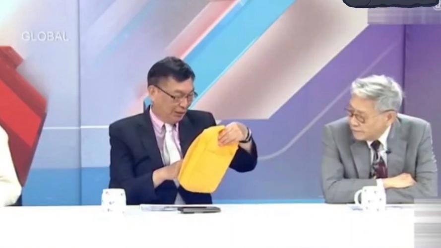 苑举正封存阅兵观礼包，特殊封条背后的意义-图2