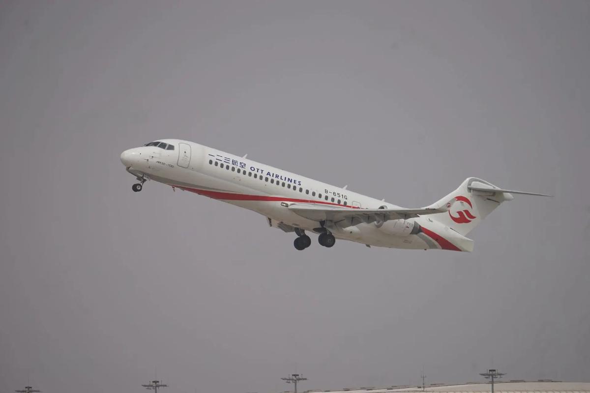 柬埔寨力挺中国商飞，计划引进20架C909客机-图1