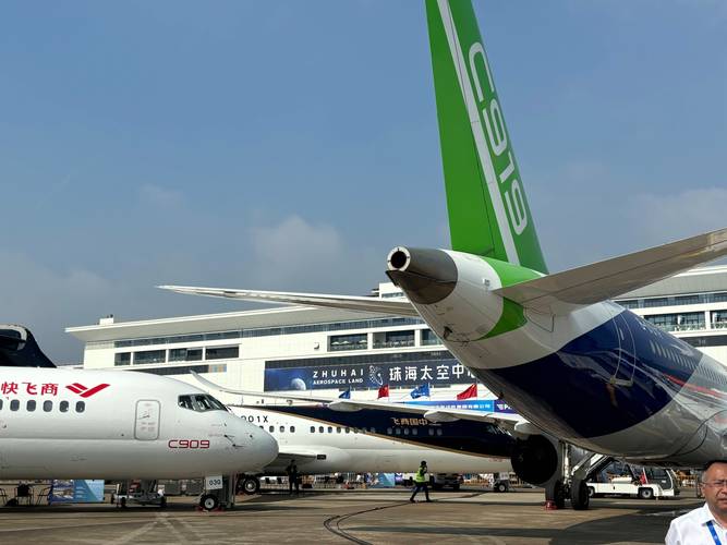 柬埔寨力挺中国商飞，计划引进20架C909客机-图3