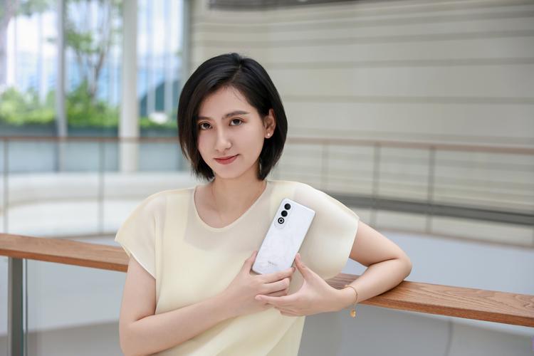 OPPO最美产品经理Monica离职，行业损失一员大将-图2