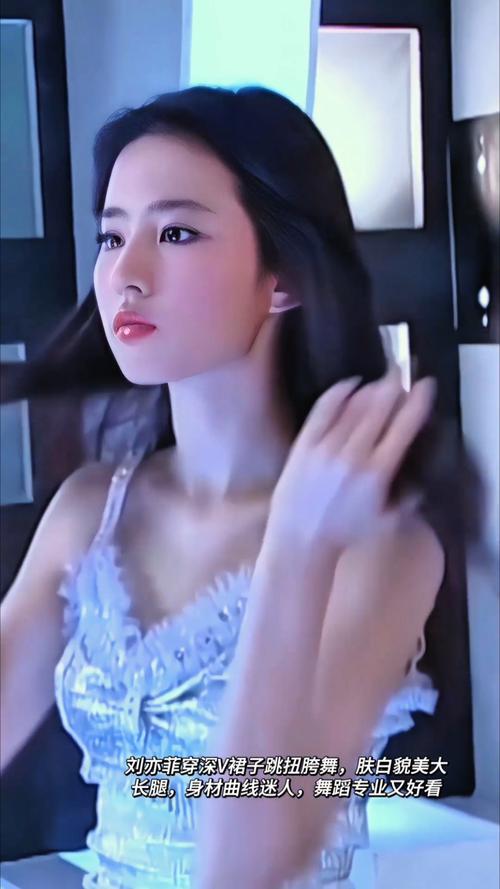 神似刘亦菲的女孩，三条视频助力涨粉20万-图3