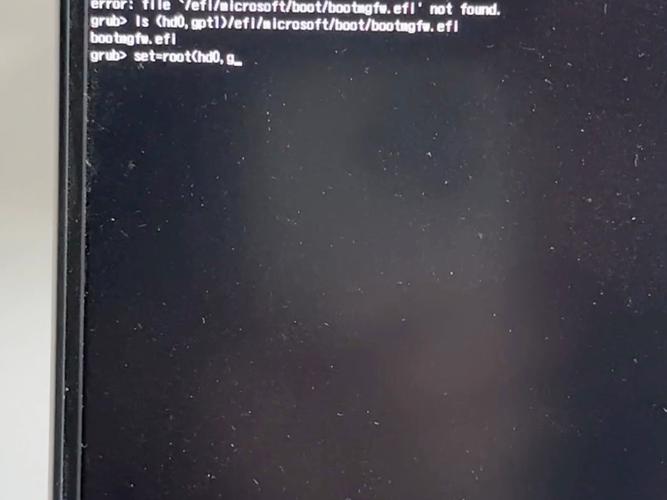 CentOS黑屏光标故障?轻松修复grub.cfg恢复系统!-图1 CentOS黑屏光标故障?轻松修复grub.cfg恢复系统!-图1