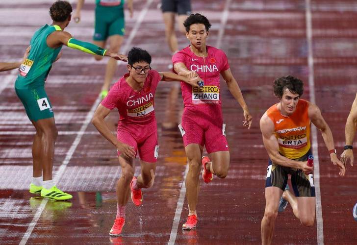 中国男子4x400接力队创全国新纪录，刷新历史最佳成绩-图2