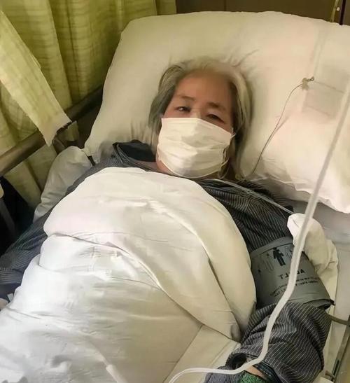 43岁二胎妈妈不幸患上阿尔茨海默病引发关注-图2