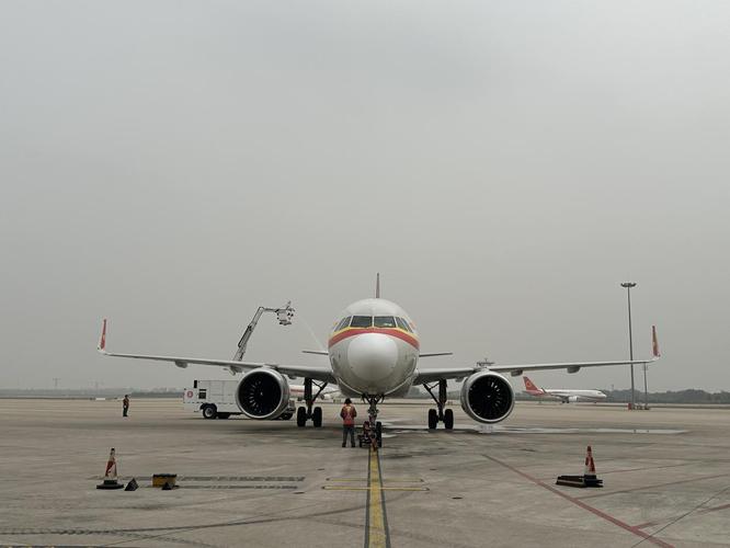 天津航空惊险降落,航班偏出跑道险情!-图3 天津航空惊险降落,航班偏出跑道险情!-图3