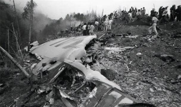俞孔坚遇难,1958年制造飞机空难事件回顾-图3 俞孔坚遇难,1958年制造飞机空难事件回顾-图3