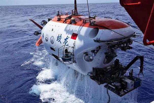 中国北极深海探险迈出新里程碑,载人深潜成功实现-图3 中国北极深海探险迈出新里程碑,载人深潜成功实现-图3