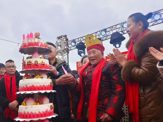百岁院士寿宴维权，遭遇恶意纠缠摆拍事件-图1