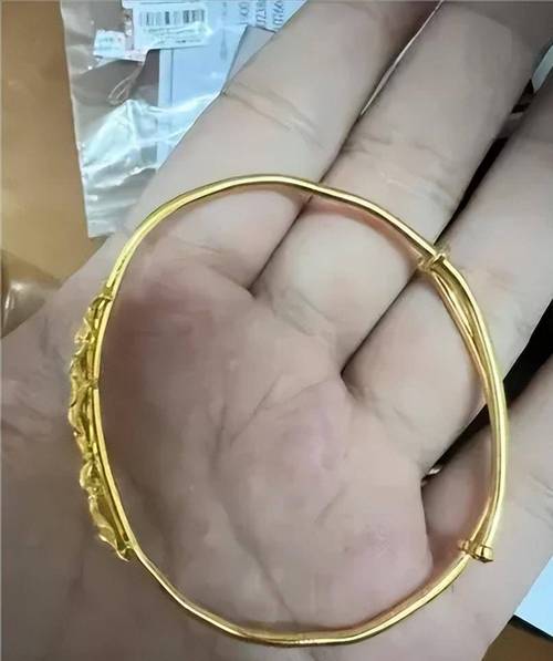 安检遗失90克金手镯，女子维权记-图2