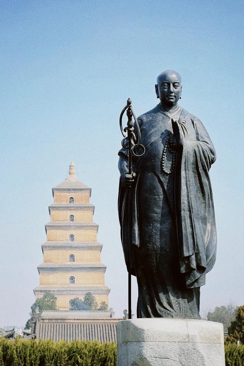 大慈恩寺玄奘法师铜像青苔覆盖，官方回应揭晓-图2
