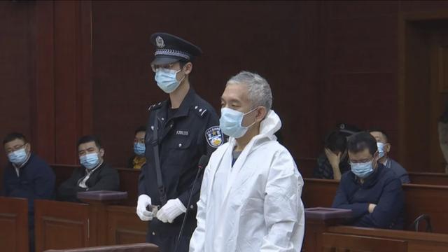 团团伙伙覆灭记,三名落马官员同日受惩-图2 团团伙伙覆灭记,三名落马官员同日受惩-图2
