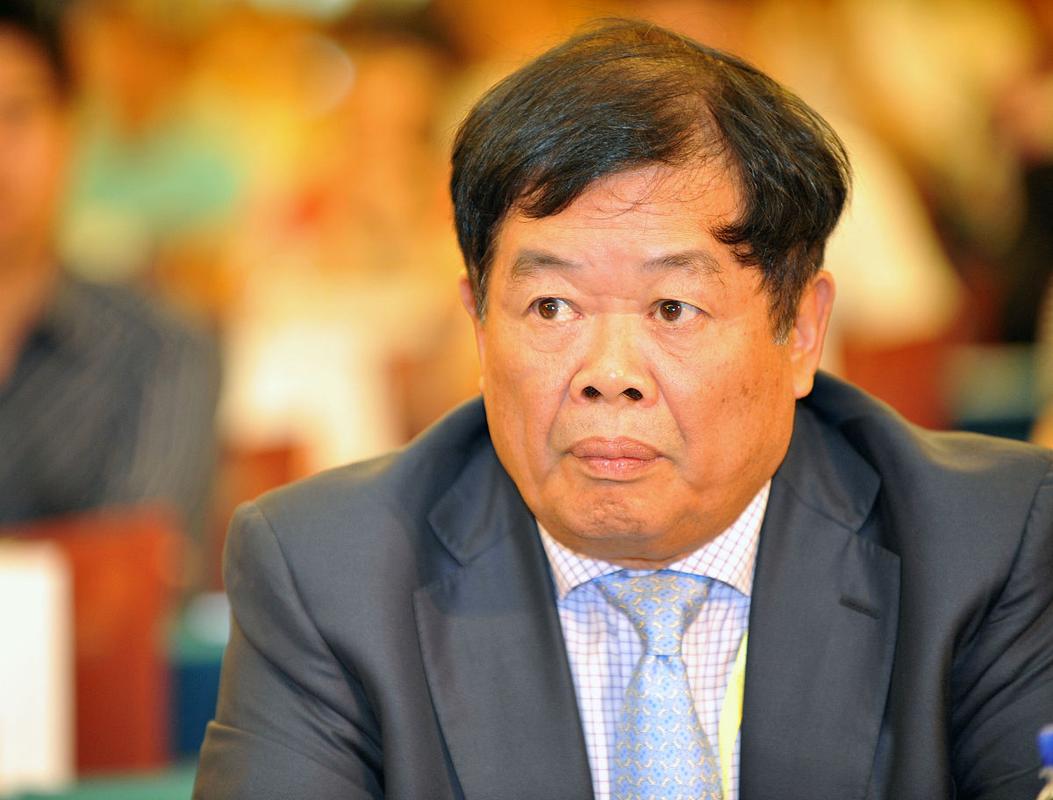 曹德旺卸任玻璃大王宝座，长子接棒传承-图1
