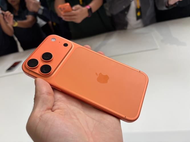 iPhone 17 Pro Max遇褪色问题引关注-图3