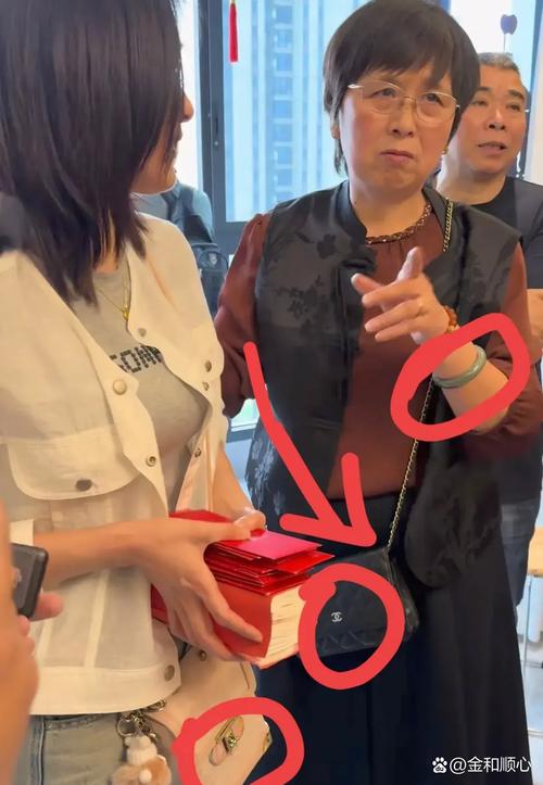 奶奶遗物里的13万金饰，误当旧衣卖出，一场意外的财富寻回之旅-图3