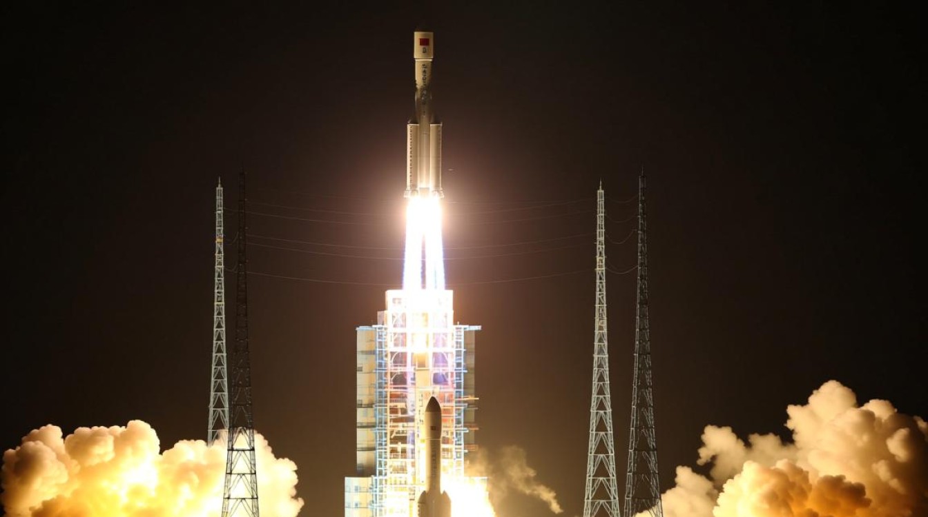 夜空奇观，多地网友捕捉到神秘神二十一划划破天际-图1